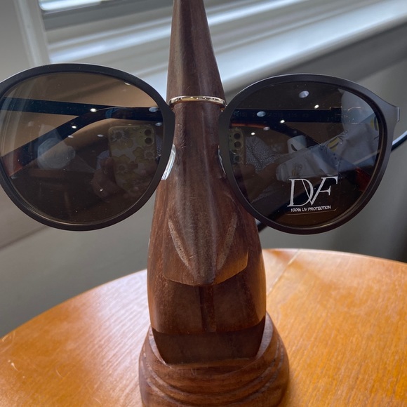 NWT Diane Von Furstenberg sunglasses metal - Picture 3 of 15
